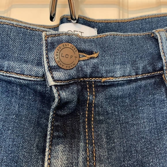 LOFT Outlet Dark Blue Straight Leg Jeans EUC 14 - Picture 3 of 5